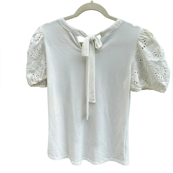 NWT FLOWER & FEATHER PUFF SLEEVE BLOUSE - Picture 2 of 4